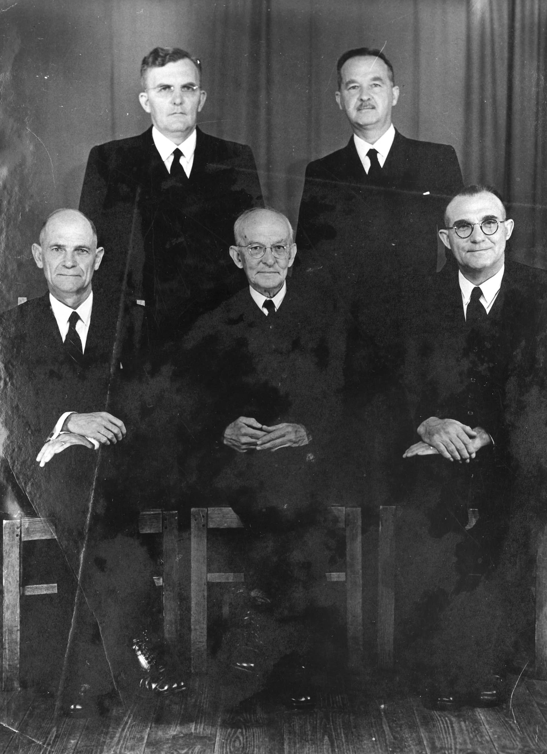 Die professore van die Teologiese Skool by Totius se aftrede, 1949.