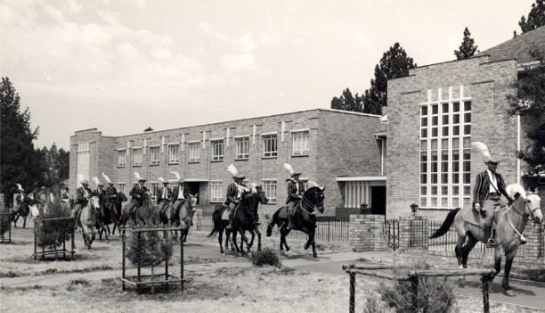 The third building, erected in 1951 between Van der Hoff Drive and Molen Street.